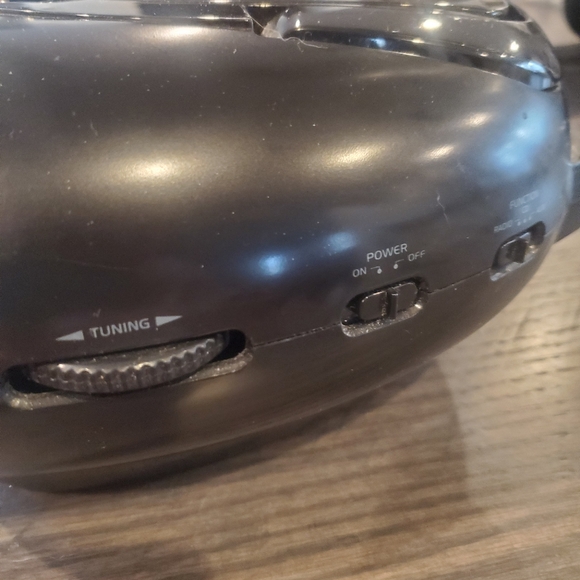 Insignia™ - Insignia CD Boombox - Black battery op. see notes about antennae - Picture 5 of 11